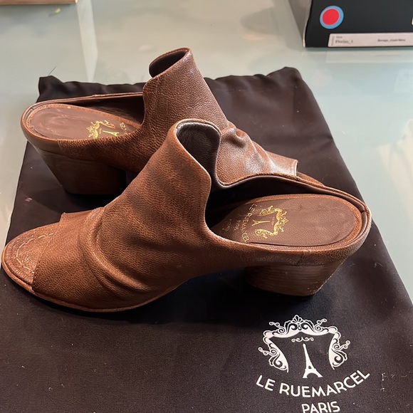 Leather slide sandal Made in Italy - Picture 2 of 3